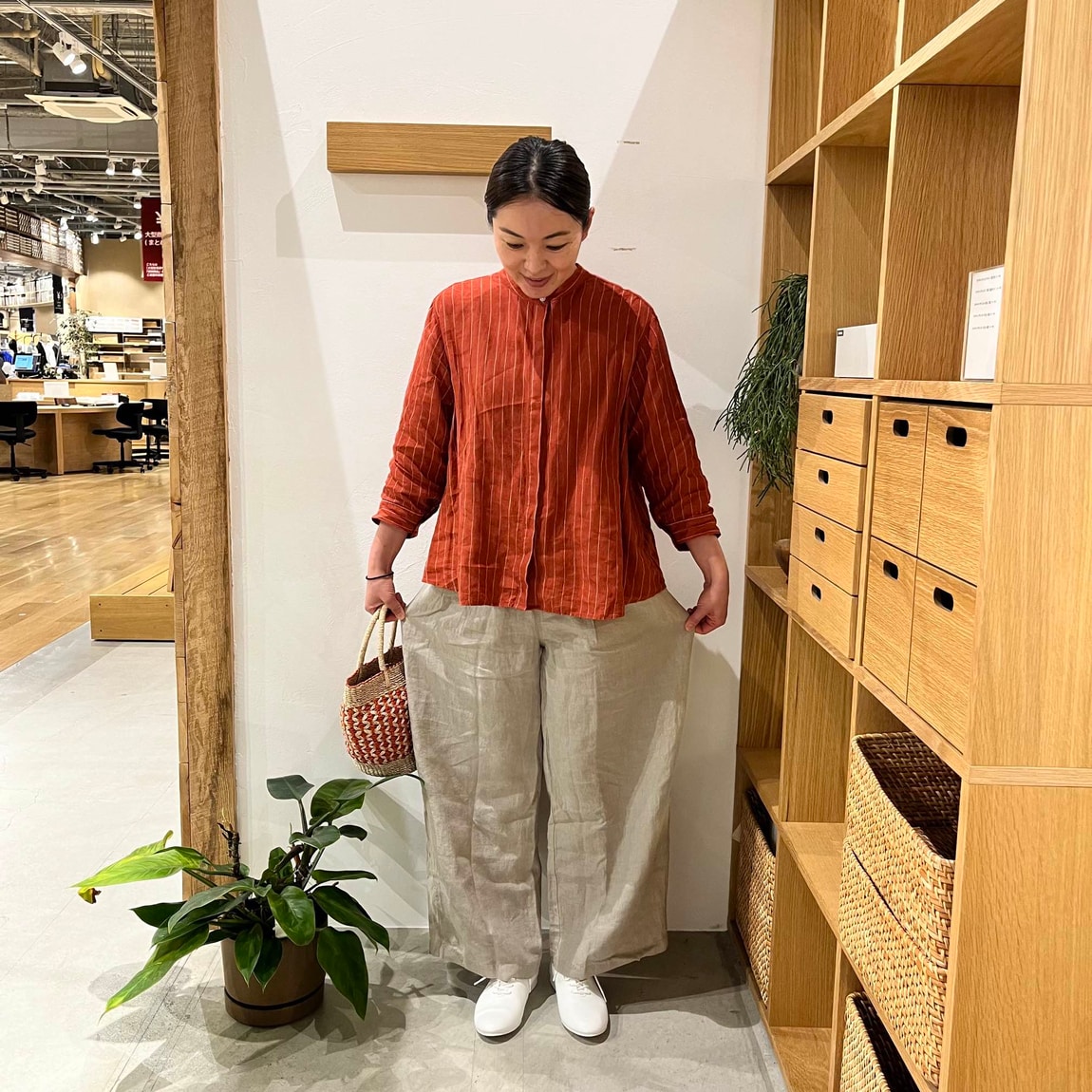 イーアス春日井】スタッフスナップ｜身長164cm｜無印良品 ヨロッカ春日井